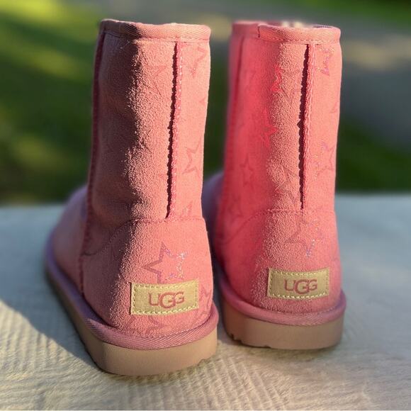 NEW UGG Kids Size 6 Womens 8 Classic II Iridescent Stars Pink Iridescent Boots - Picture 5 of 9
